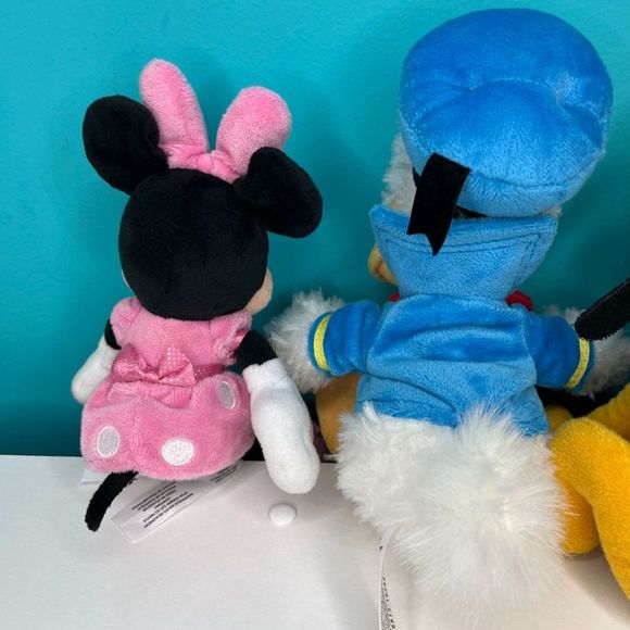 Disney Mickey and Friends Donald Minnie Pluto Plush Lot of 4 Stuffed Animals - Picture 8 of 8